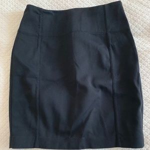 Black Lululemon City Skirt